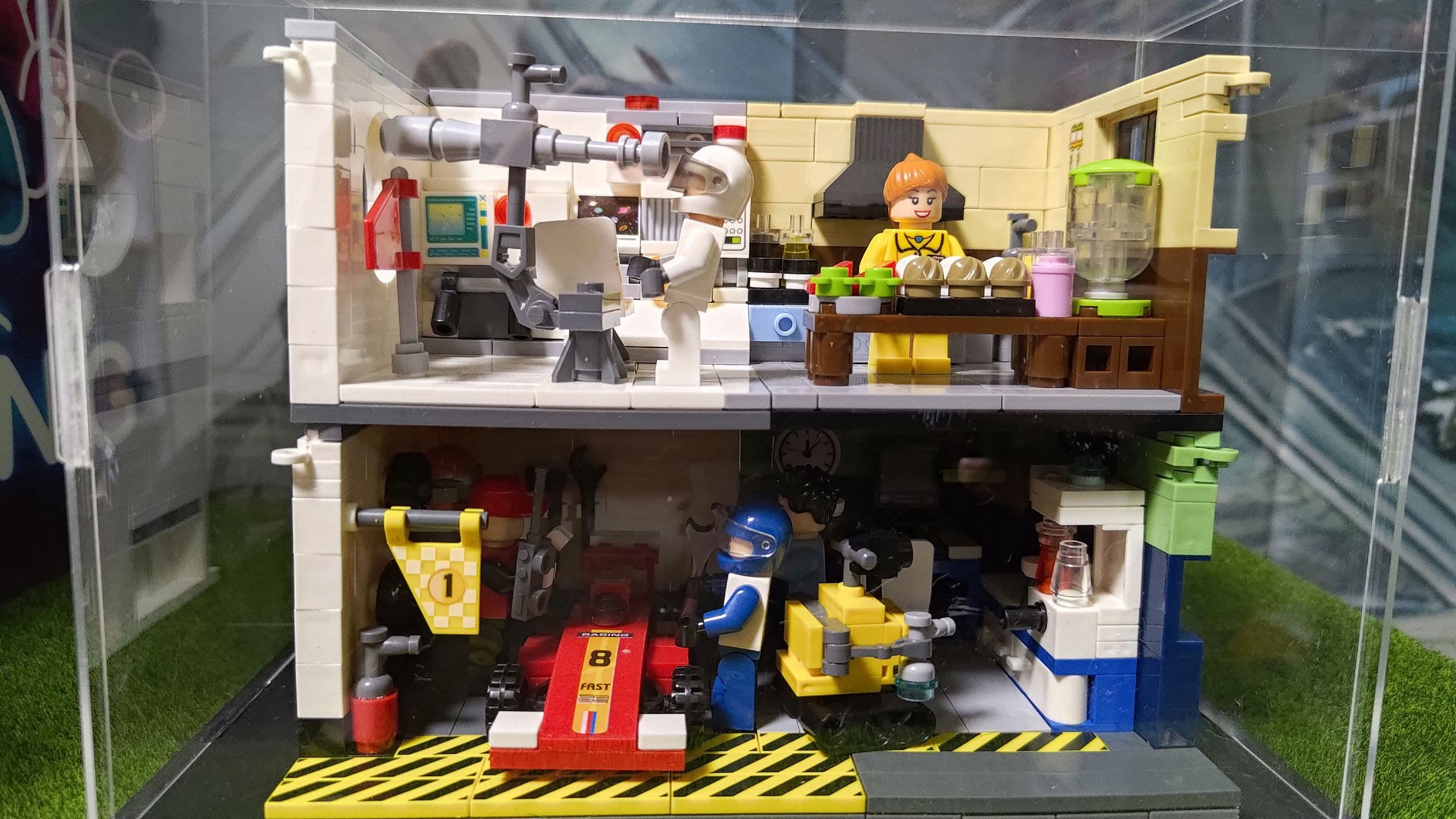 Micro Racing Workshop Diorama